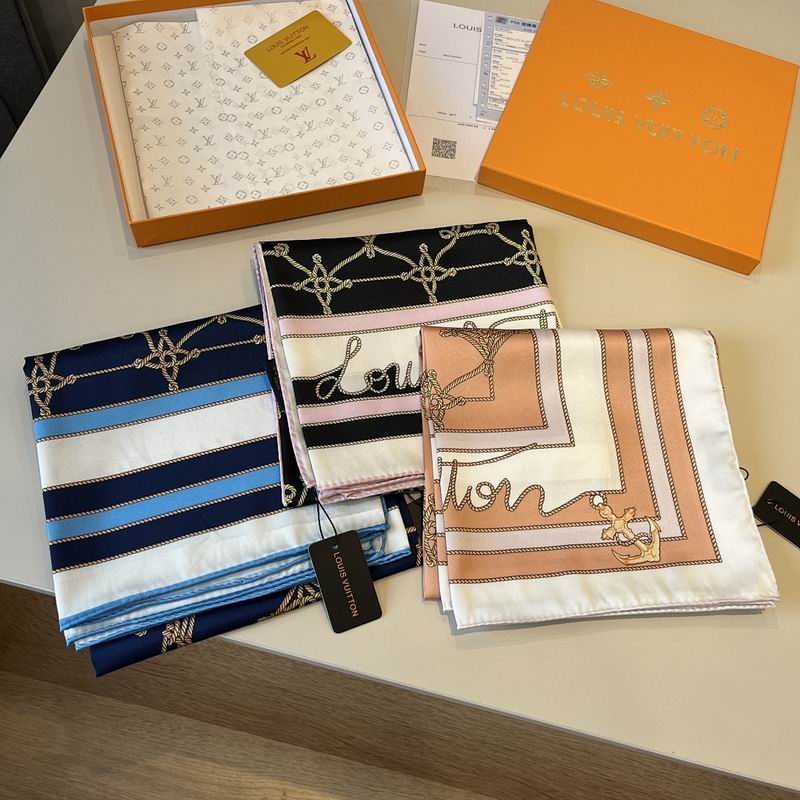 LV silk scarf hm44